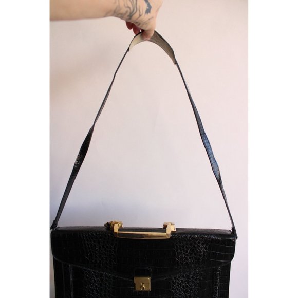 Vintage 1970s 1980s Briefcase / Stamped Leather Attache / With Lock, Handle, - Picture 2 of 10